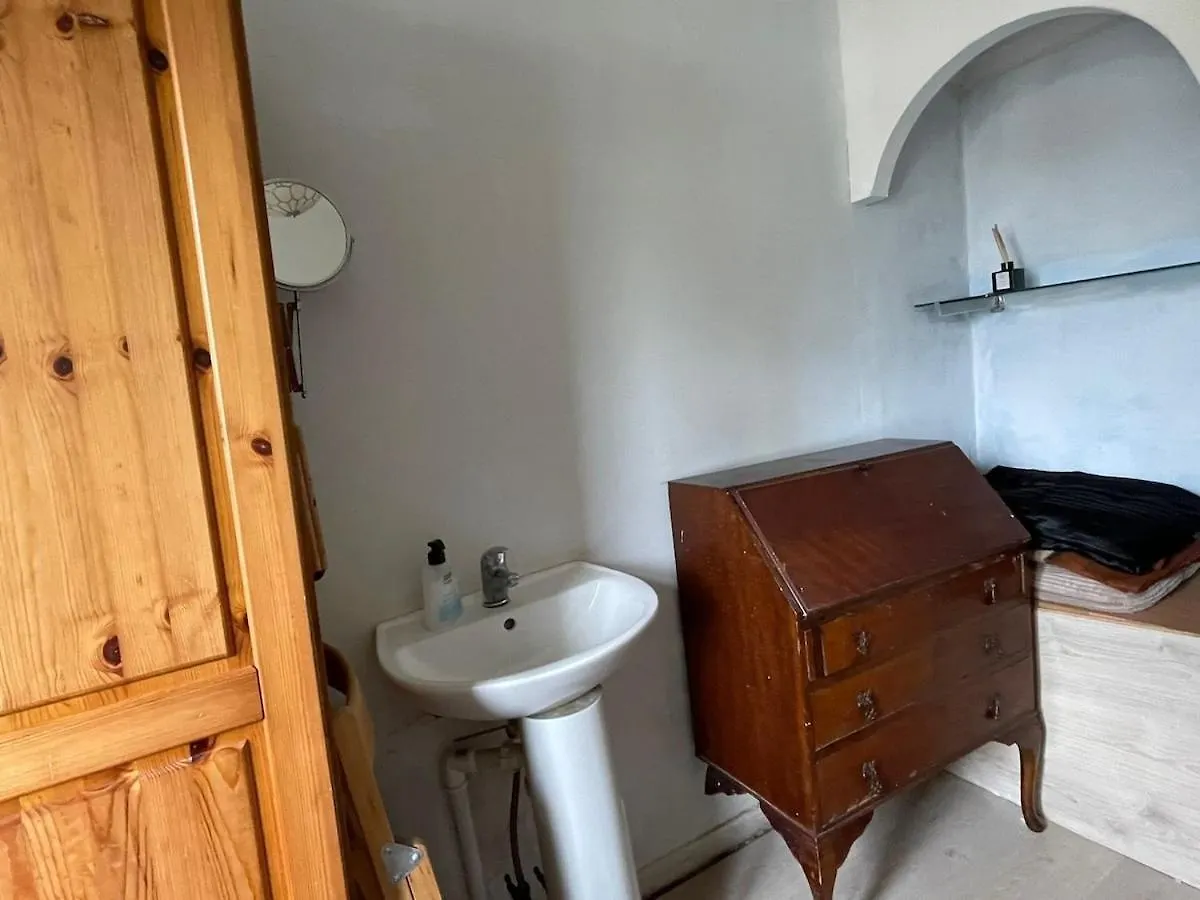 Cozy Bedroom Chislehurst Homestay